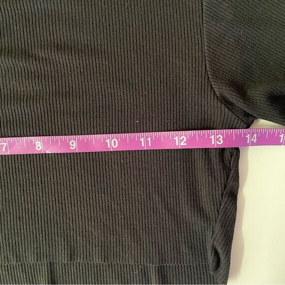 Naked Wardrobe Black Ribbed Crop Top Size M GUC - Picture 7 of 11